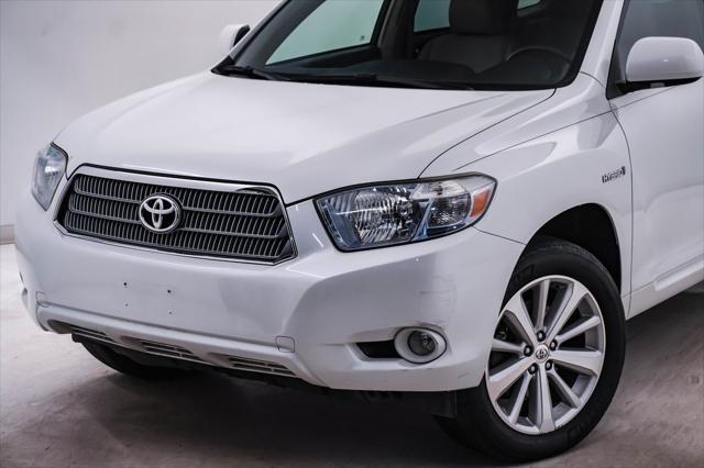 used 2009 Toyota Highlander Hybrid car, priced at $14,900