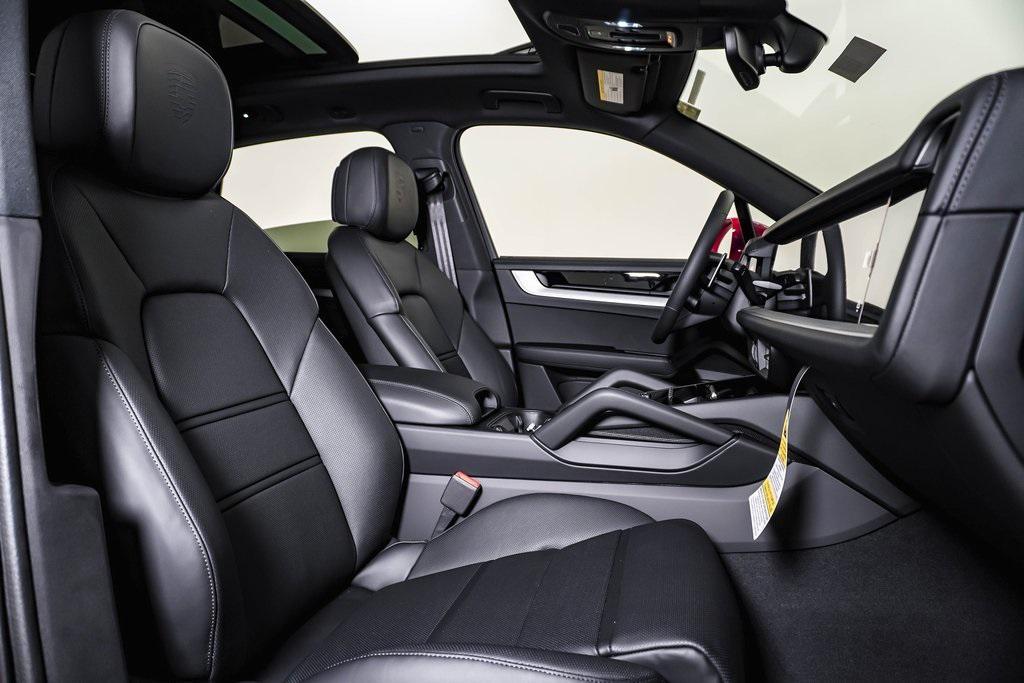 new 2025 Porsche Cayenne car, priced at $133,265