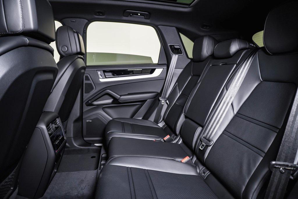 new 2025 Porsche Cayenne car, priced at $133,265