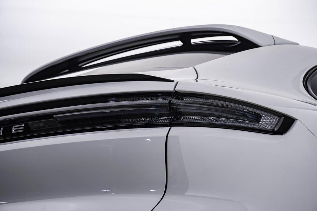 new 2025 Porsche Cayenne car, priced at $117,385