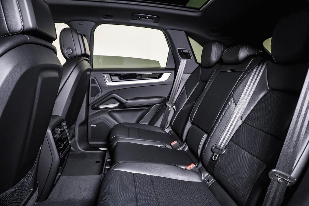new 2025 Porsche Cayenne car, priced at $116,825