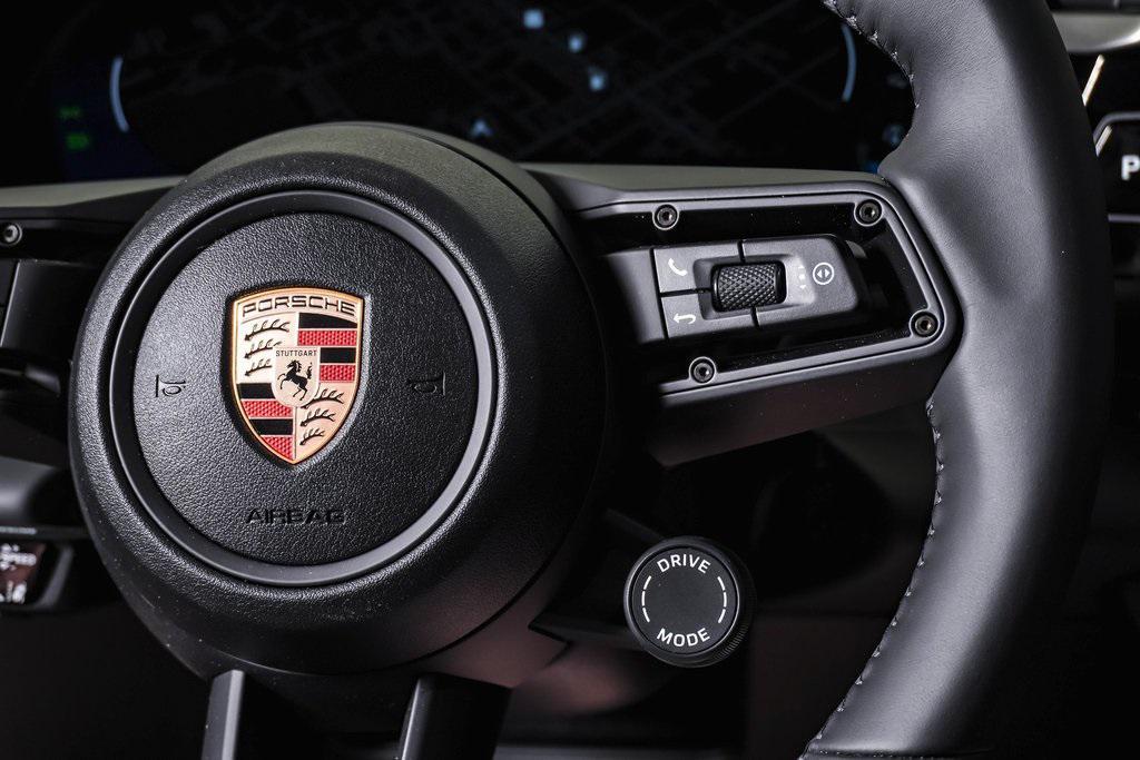 new 2025 Porsche Macan car, priced at $89,495