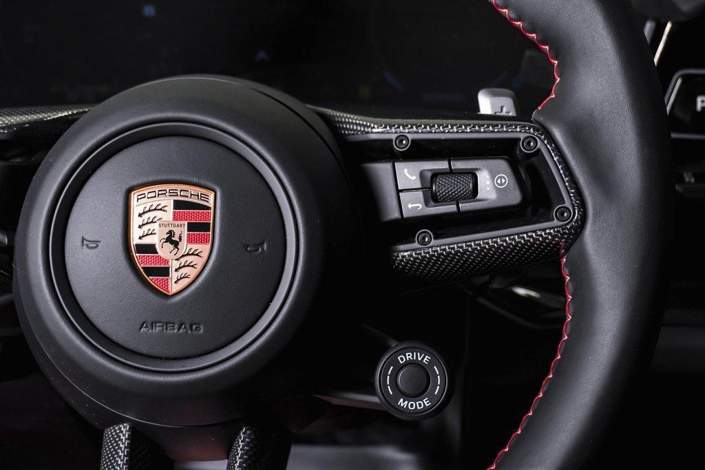 new 2025 Porsche Cayenne car, priced at $161,825