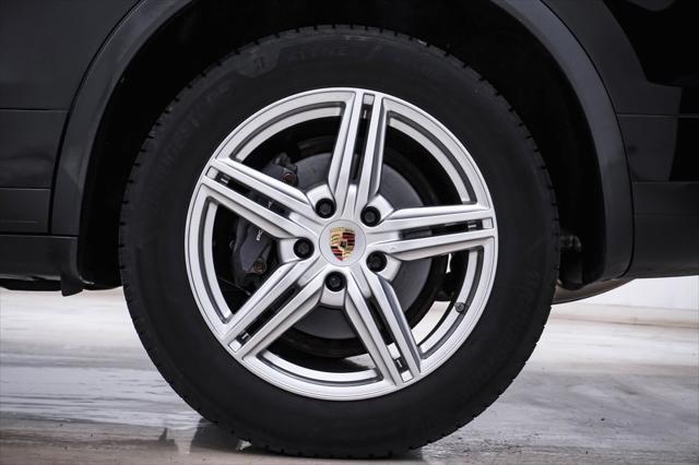 used 2016 Porsche Cayenne car