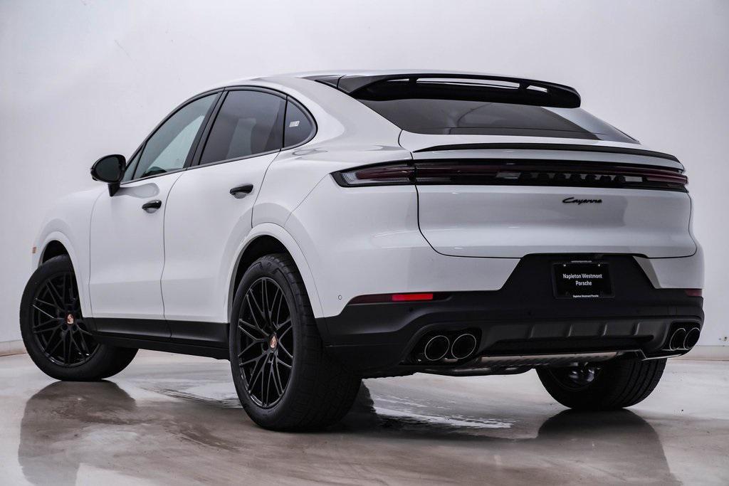 new 2025 Porsche Cayenne car, priced at $108,735