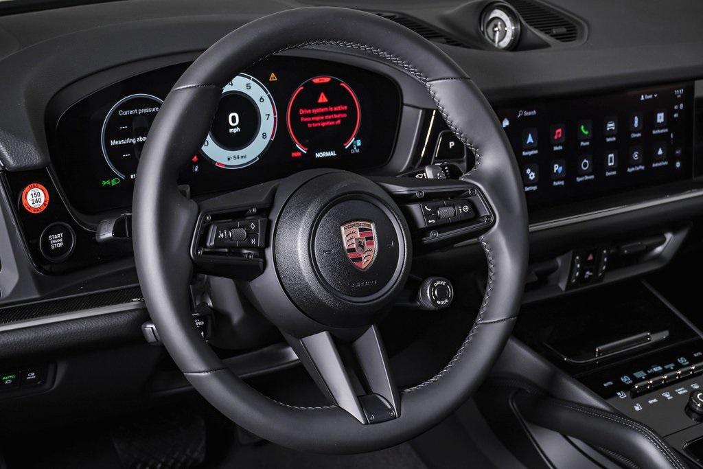 new 2025 Porsche Cayenne car, priced at $108,735