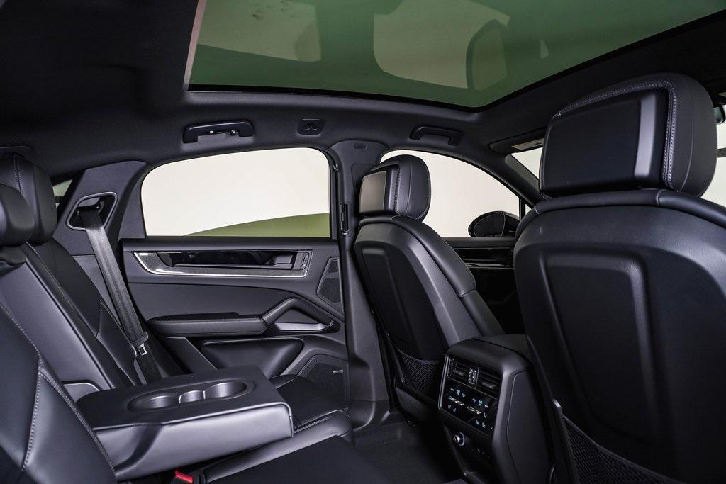 new 2025 Porsche Cayenne car, priced at $108,735