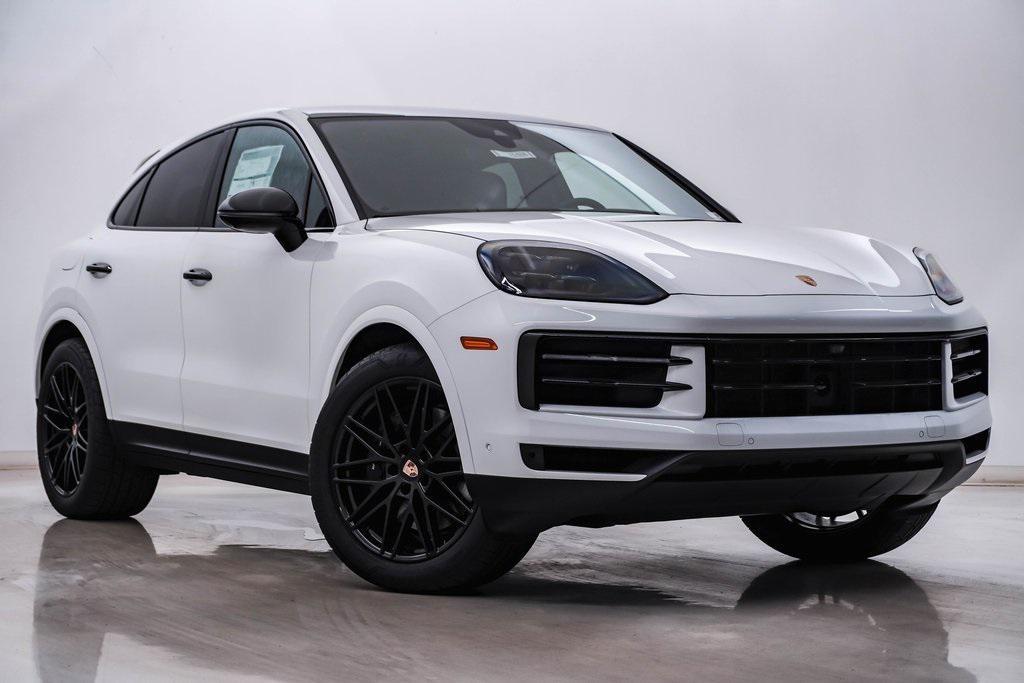 new 2025 Porsche Cayenne car, priced at $108,735