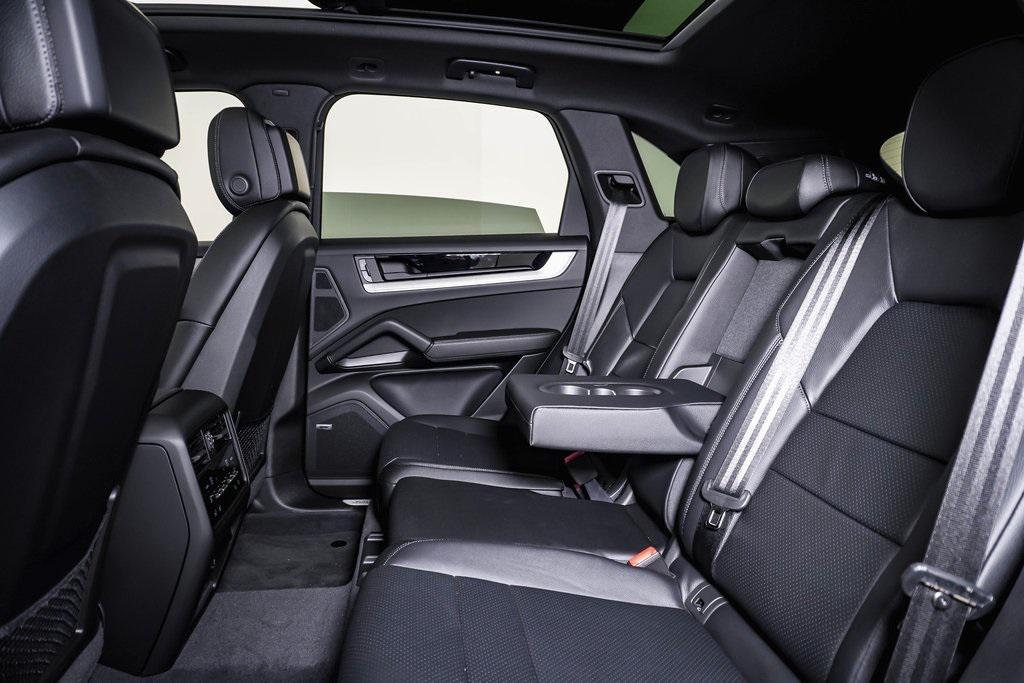 new 2025 Porsche Cayenne car, priced at $102,000