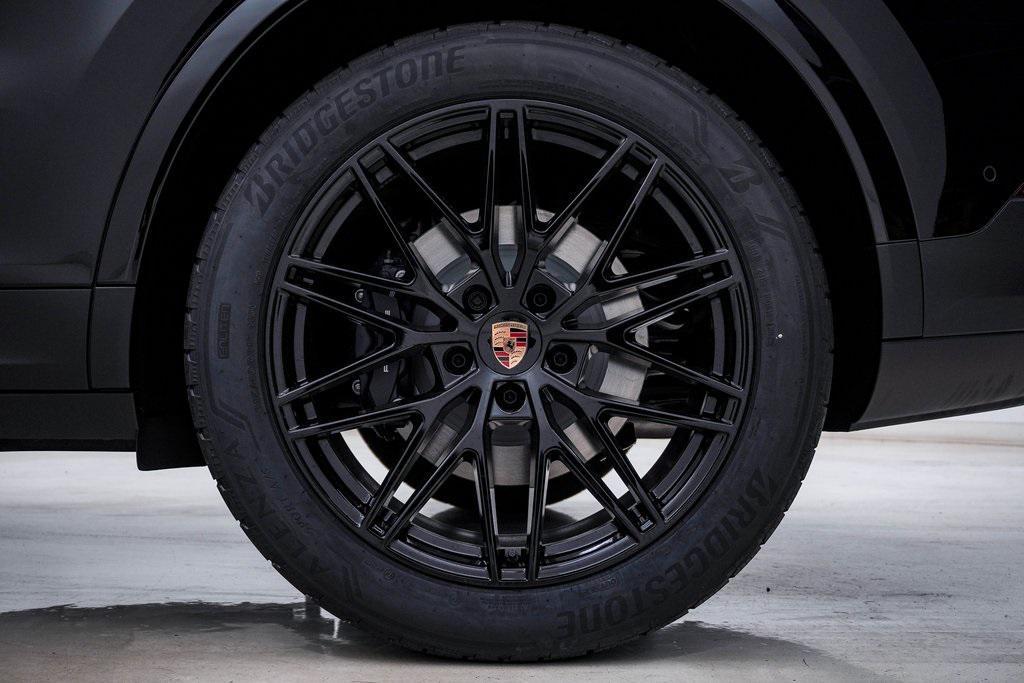 new 2026 Porsche Cayenne car, priced at $116,820