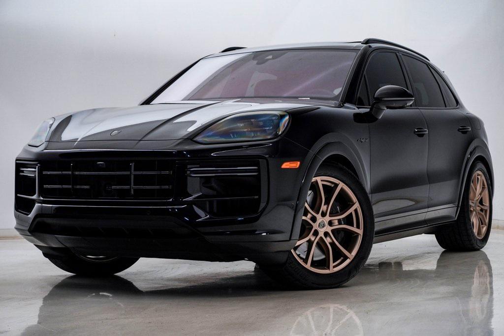 used 2025 Porsche Cayenne car, priced at $158,000