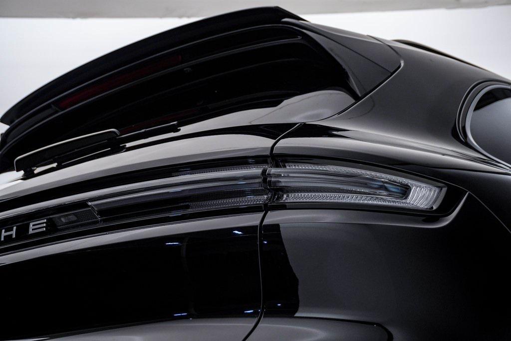 used 2025 Porsche Cayenne car, priced at $158,000