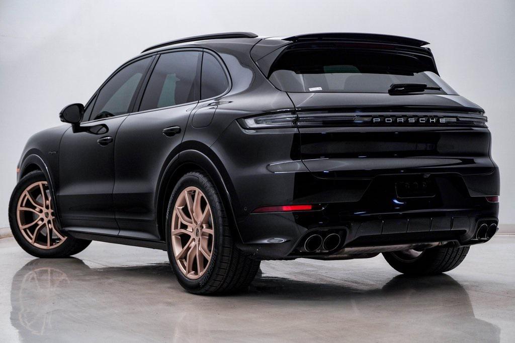 used 2025 Porsche Cayenne car, priced at $158,000