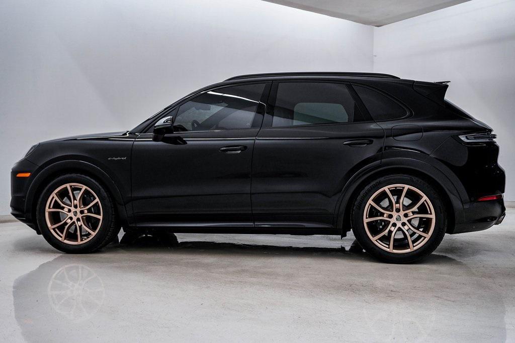 used 2025 Porsche Cayenne car, priced at $158,000