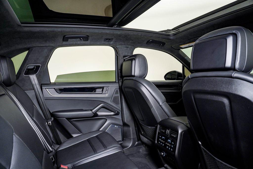 used 2025 Porsche Cayenne car, priced at $158,000