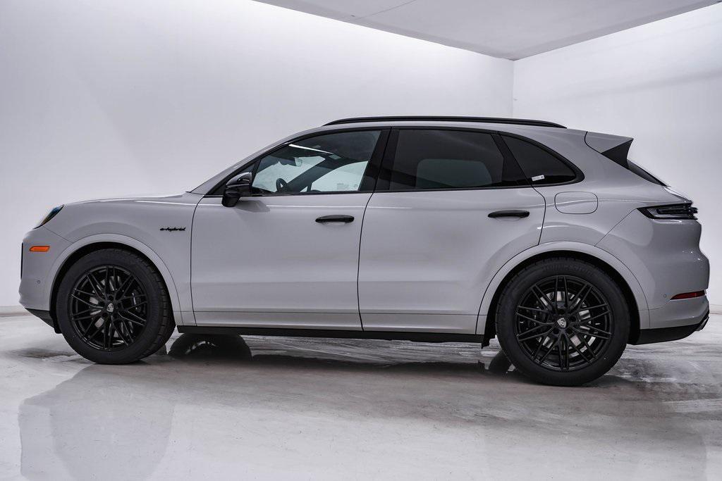new 2025 Porsche Cayenne car, priced at $193,905