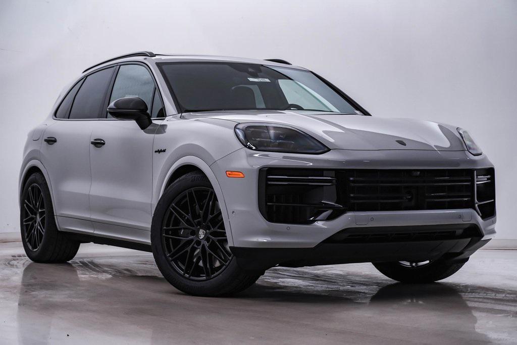 new 2025 Porsche Cayenne car, priced at $193,905