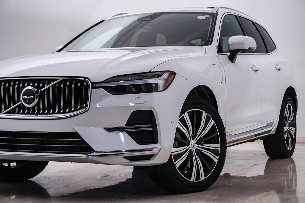 used 2022 Volvo XC60 Recharge Plug-In Hybrid car, priced at $33,200