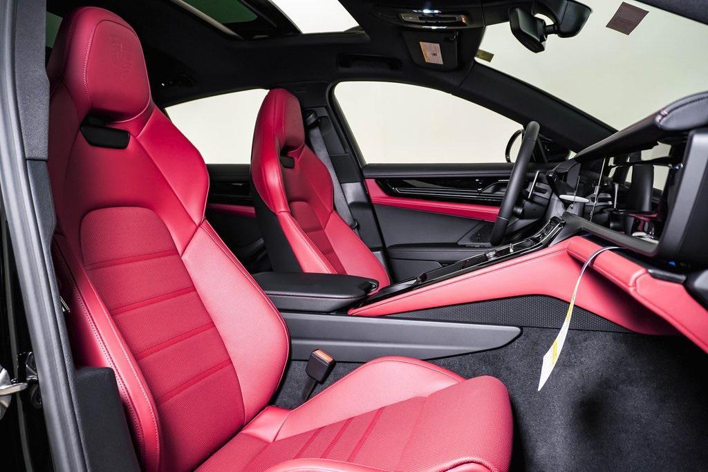 new 2026 Porsche Panamera car, priced at $155,430