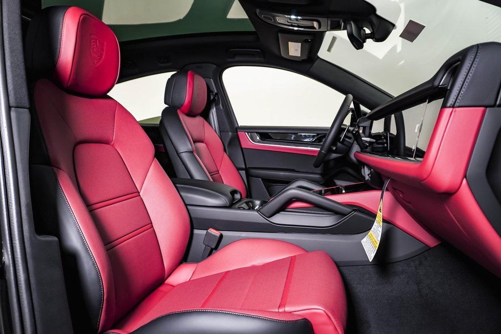 new 2025 Porsche Cayenne car, priced at $142,385