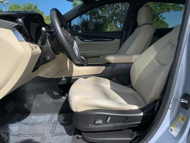used 2017 Cadillac XT5 car, priced at $5,000