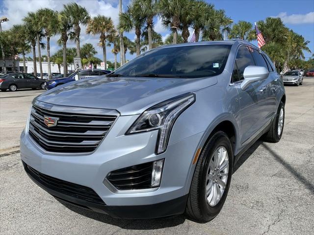 used 2017 Cadillac XT5 car, priced at $5,000