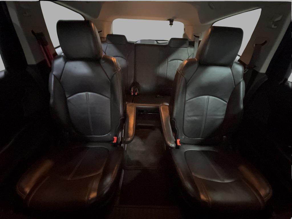 used 2016 Chevrolet Traverse car, priced at $10,990