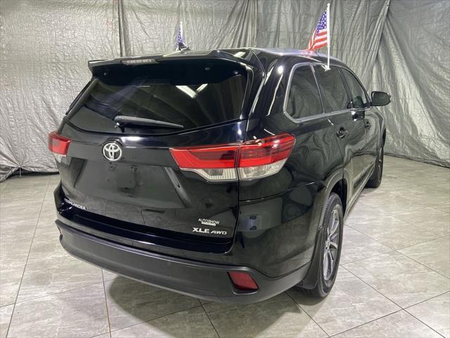 used 2019 Toyota Highlander car, priced at $22,975