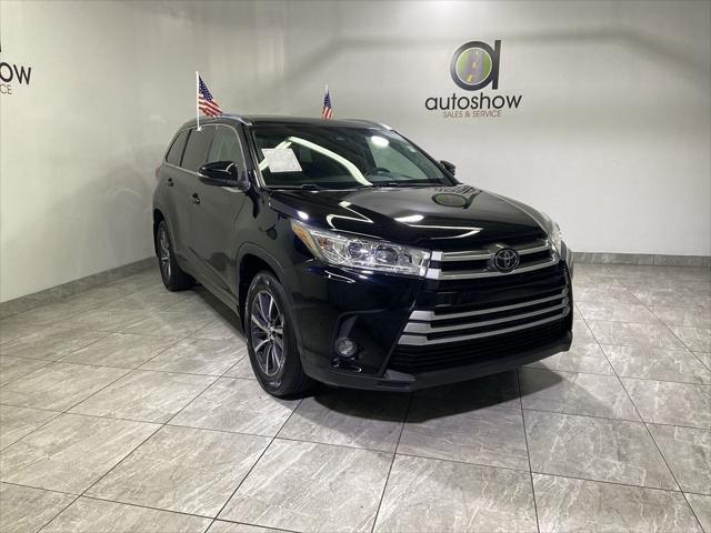 used 2019 Toyota Highlander car, priced at $26,995