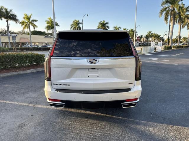 used 2022 Cadillac Escalade ESV car, priced at $69,990