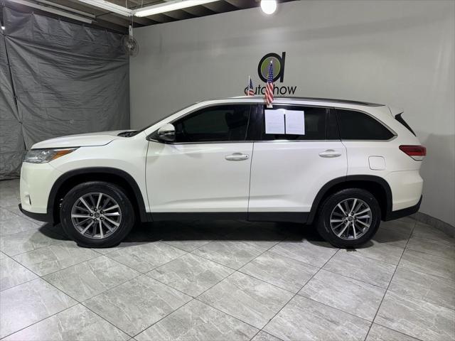 used 2019 Toyota Highlander car, priced at $20,940