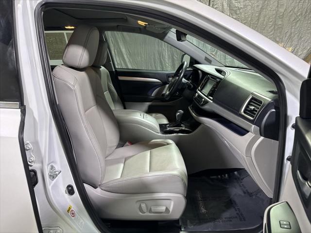 used 2019 Toyota Highlander car, priced at $20,940