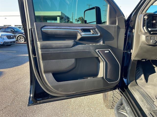 used 2024 Chevrolet Silverado 2500 car, priced at $65,997