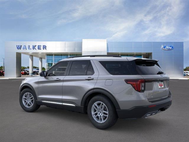 new 2025 Ford Explorer car, priced at $40,826