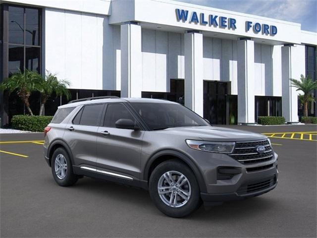 new 2024 Ford Explorer car, priced at $37,678