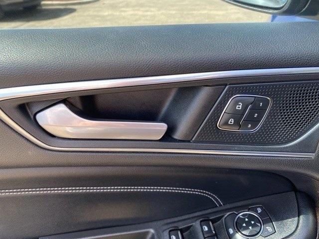used 2022 Ford Edge car, priced at $30,699