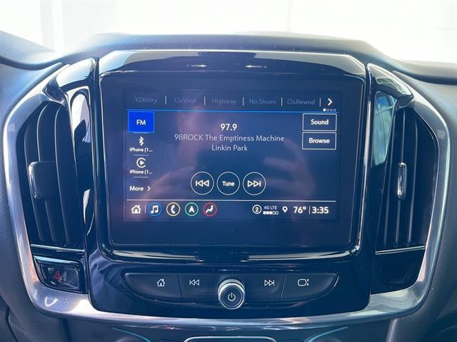 used 2022 Chevrolet Traverse car, priced at $32,987