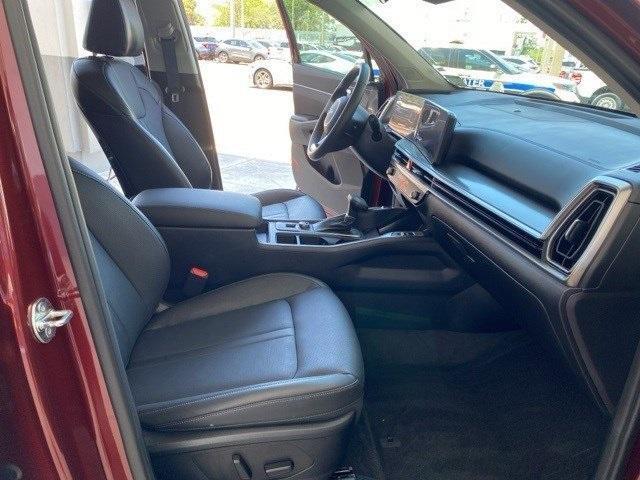 used 2025 Kia Sorento car, priced at $32,888
