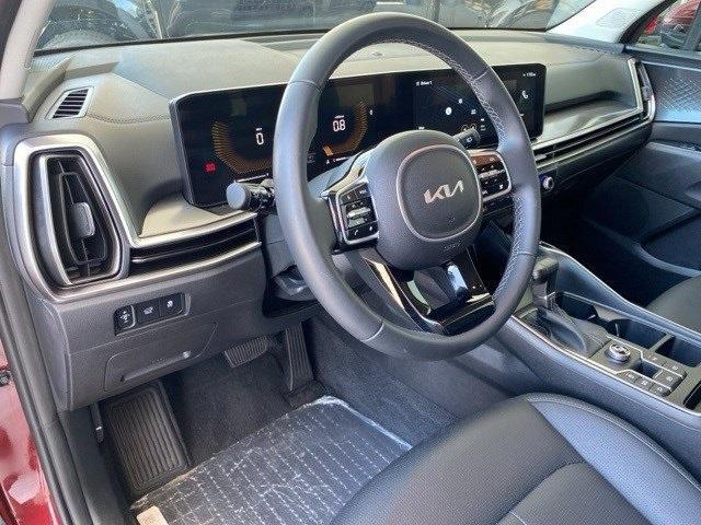 used 2025 Kia Sorento car, priced at $32,888