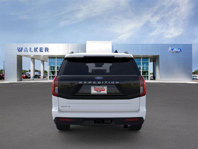 new 2025 Ford Expedition car, priced at $65,567