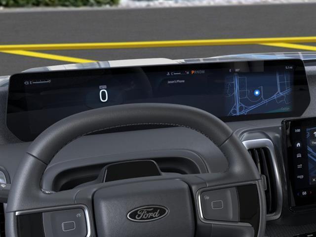 new 2025 Ford Expedition car, priced at $82,400