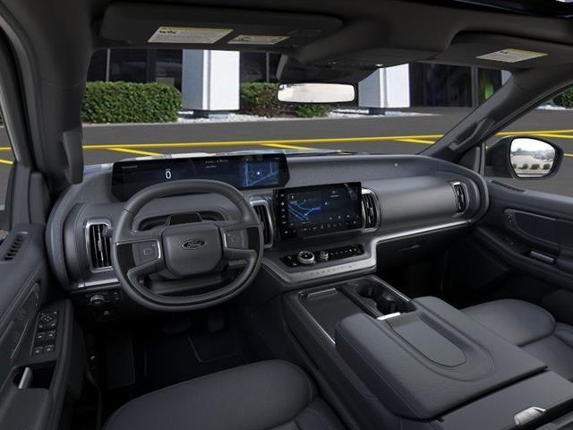 new 2025 Ford Expedition car, priced at $82,400