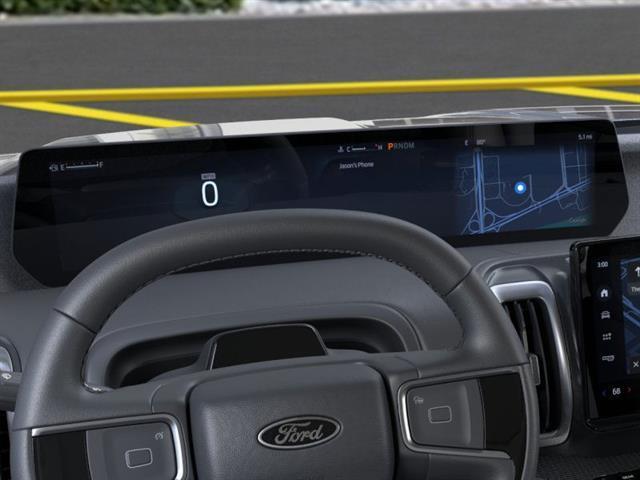 new 2025 Ford Expedition car, priced at $81,533