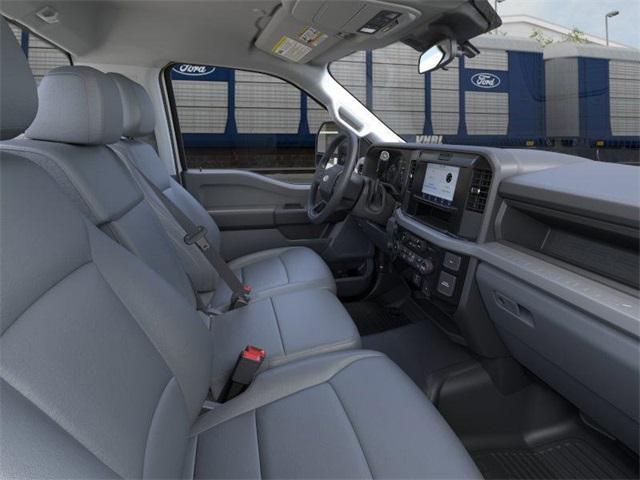 new 2025 Ford F-250 car, priced at $46,572