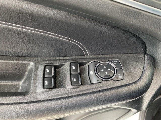 used 2023 Ford Edge car, priced at $28,888