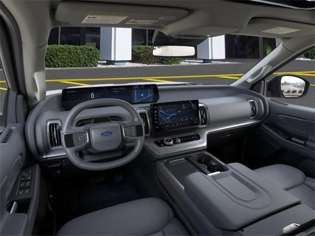 new 2025 Ford Expedition car, priced at $68,505