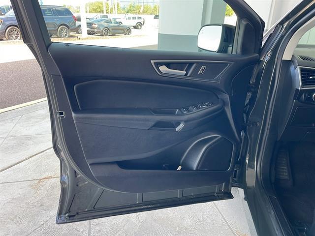 used 2024 Ford Edge car, priced at $27,897