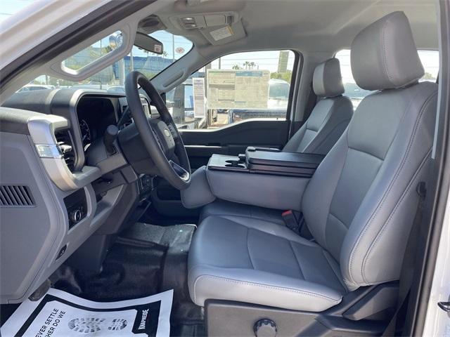new 2025 Ford F-250 car, priced at $65,901