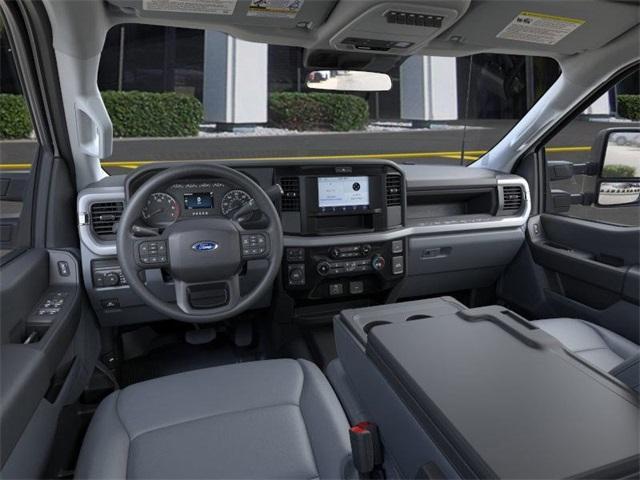 new 2025 Ford F-350 car, priced at $54,609