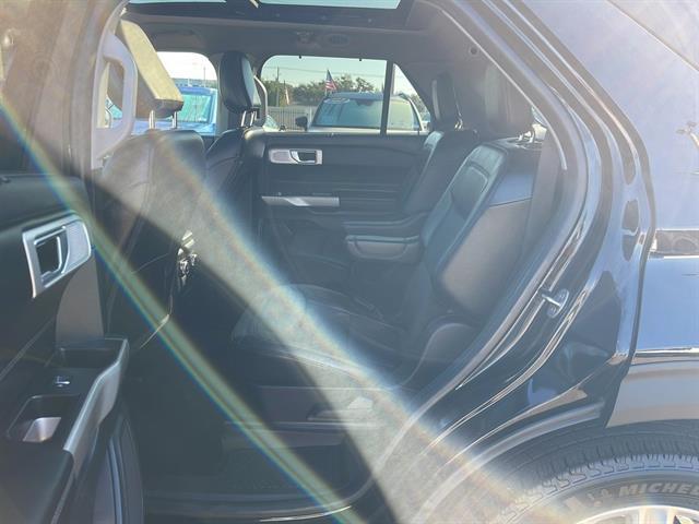 used 2023 Ford Explorer car